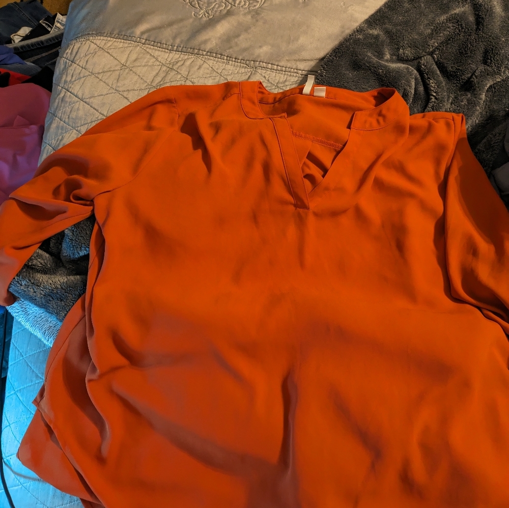 Women's tops sz 18-20